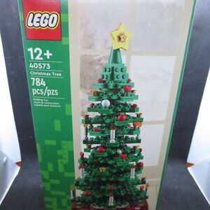 LEGO Seasonal : Christmas Tree 40573 - Brand New Set - Authentic - Original Box